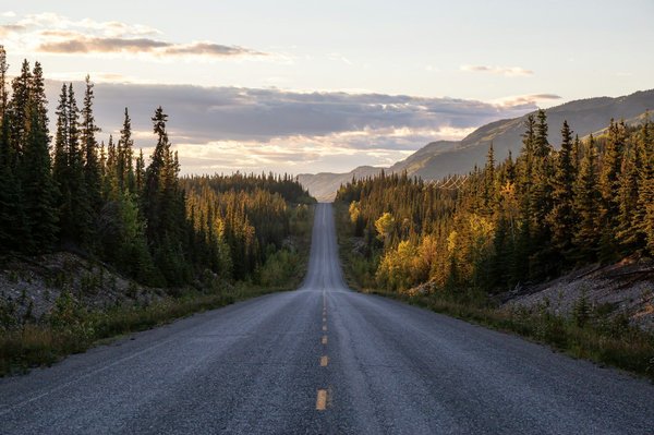 What are the best routes for a scenic drive through the Yorkshire Dales during autumn?